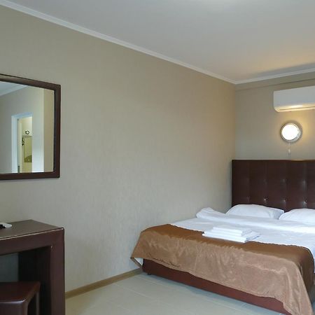 Astoria Comfort Hotel New Athos Kültér fotó